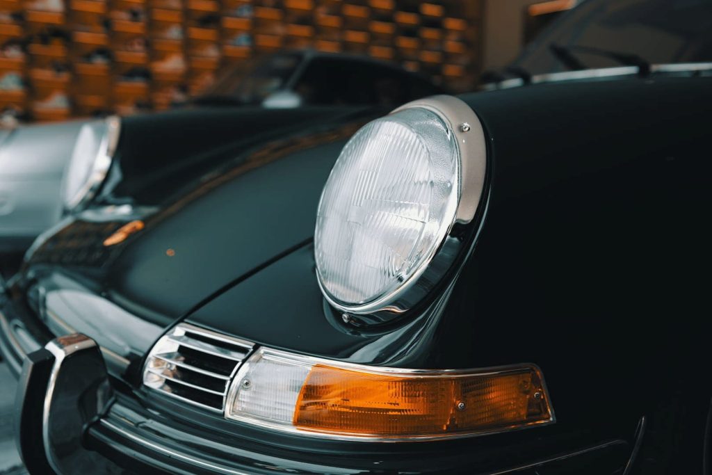 Votre véhicule en temps réel, dans votre poche